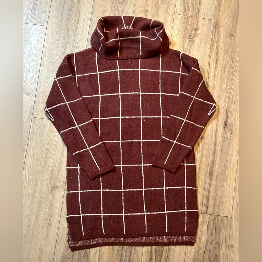 NWOT Lumiere Cowl Neck long plaid sweater Womens Large